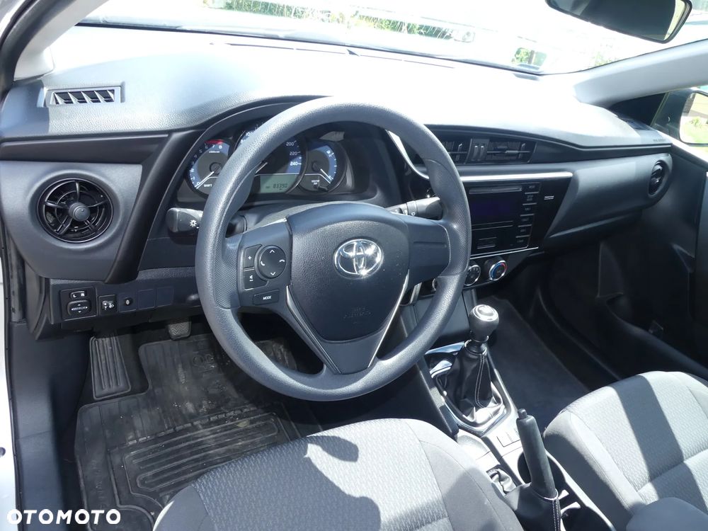 Toyota Corolla 1.33 Comfort - 5