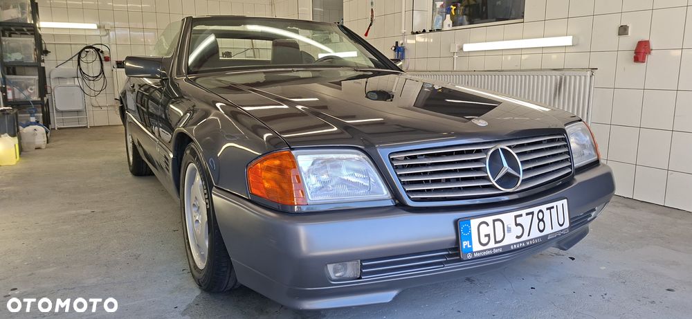 Mercedes-Benz SL - 1