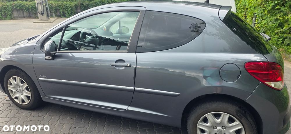 Peugeot 207 75 Urban Move - 17