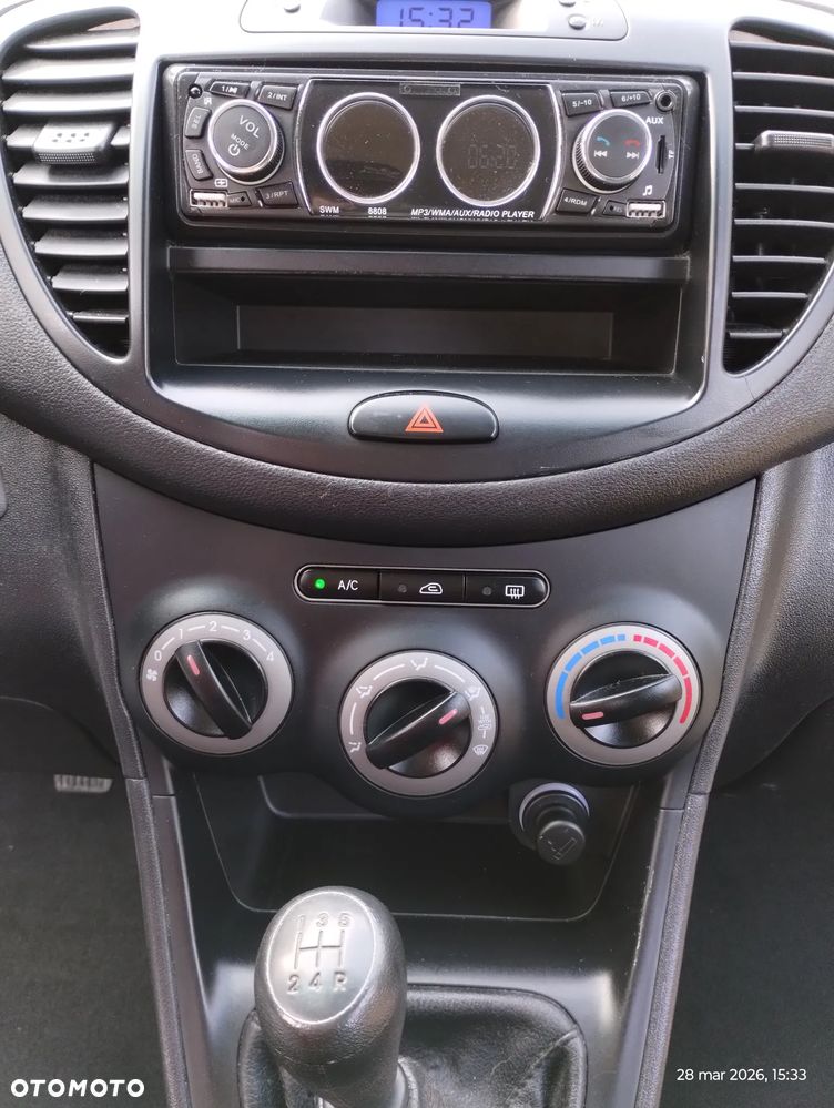 Hyundai i10 1.1 Edition 20 - 25