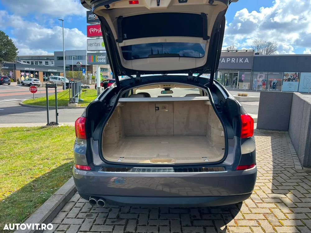BMW Seria 5 520d - 7