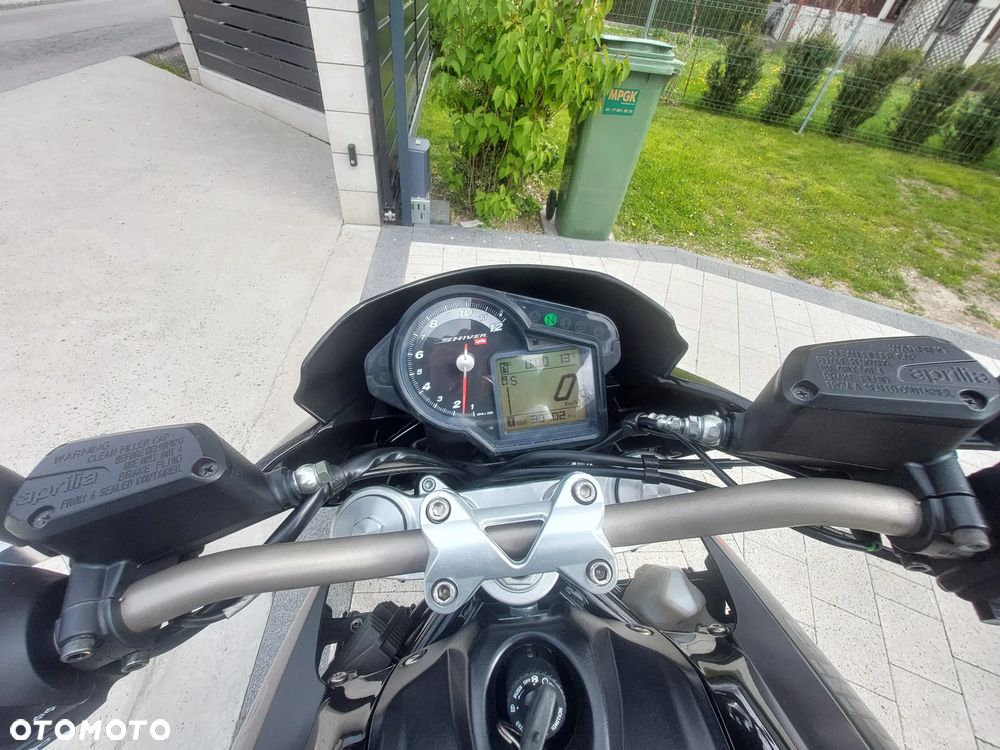 Aprilia Shiver - 9