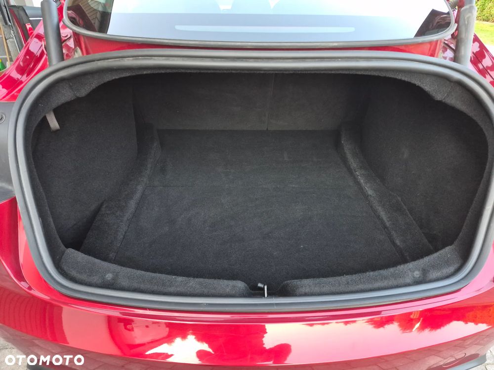 Tesla Model 3 - 17