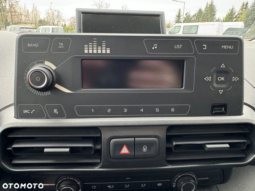 Opel COMBO L2 MAXI LONG XL - 23