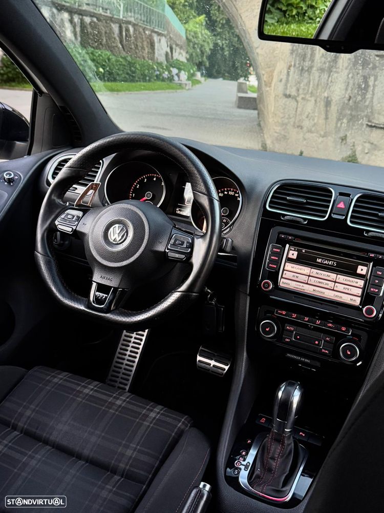 VW Golf 2.0 GTI DSG - 5