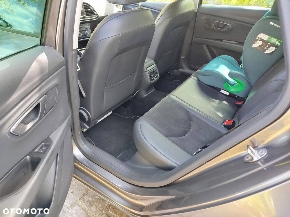 Seat Leon Sportstourer 1.6 TDI Ecomotive Style - 20