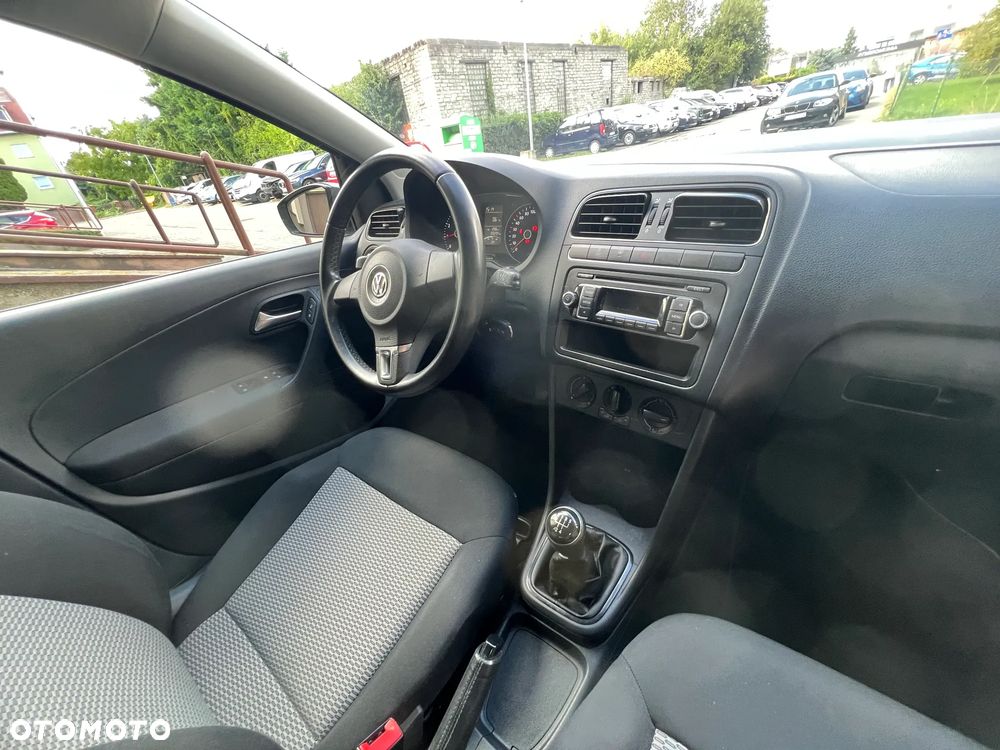 Volkswagen Polo - 11