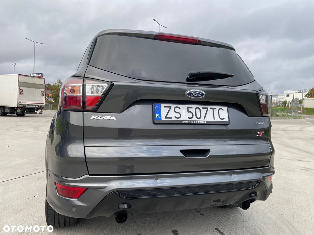 Ford Kuga 1.5 EcoBoost 2x4 ST-Line - 6