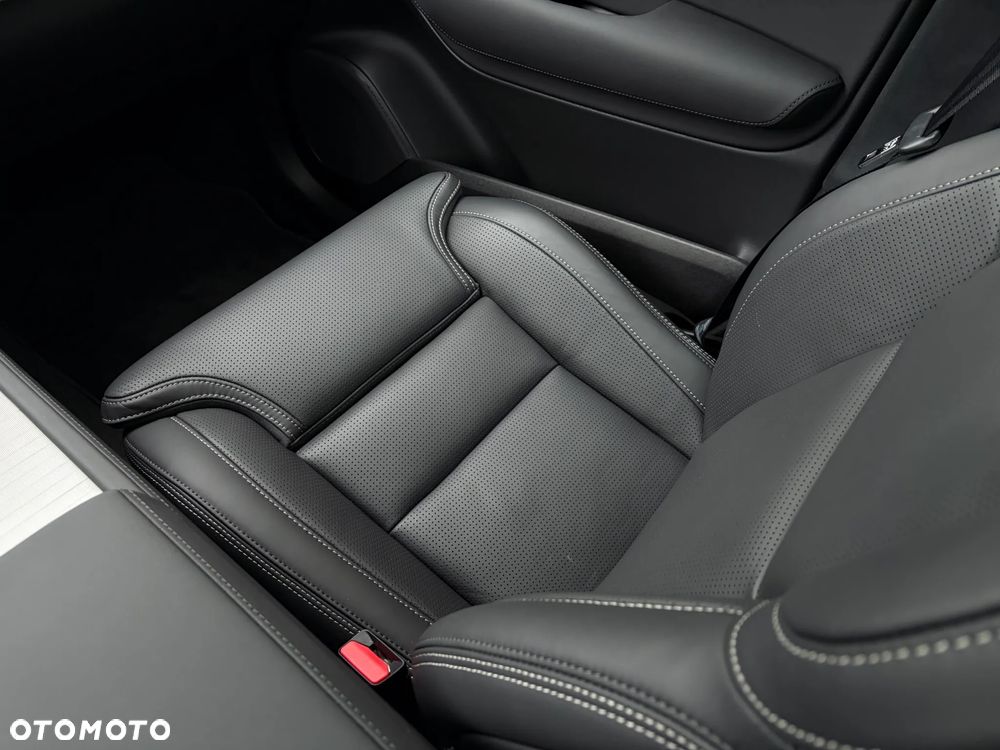 Volvo XC 90 - 23