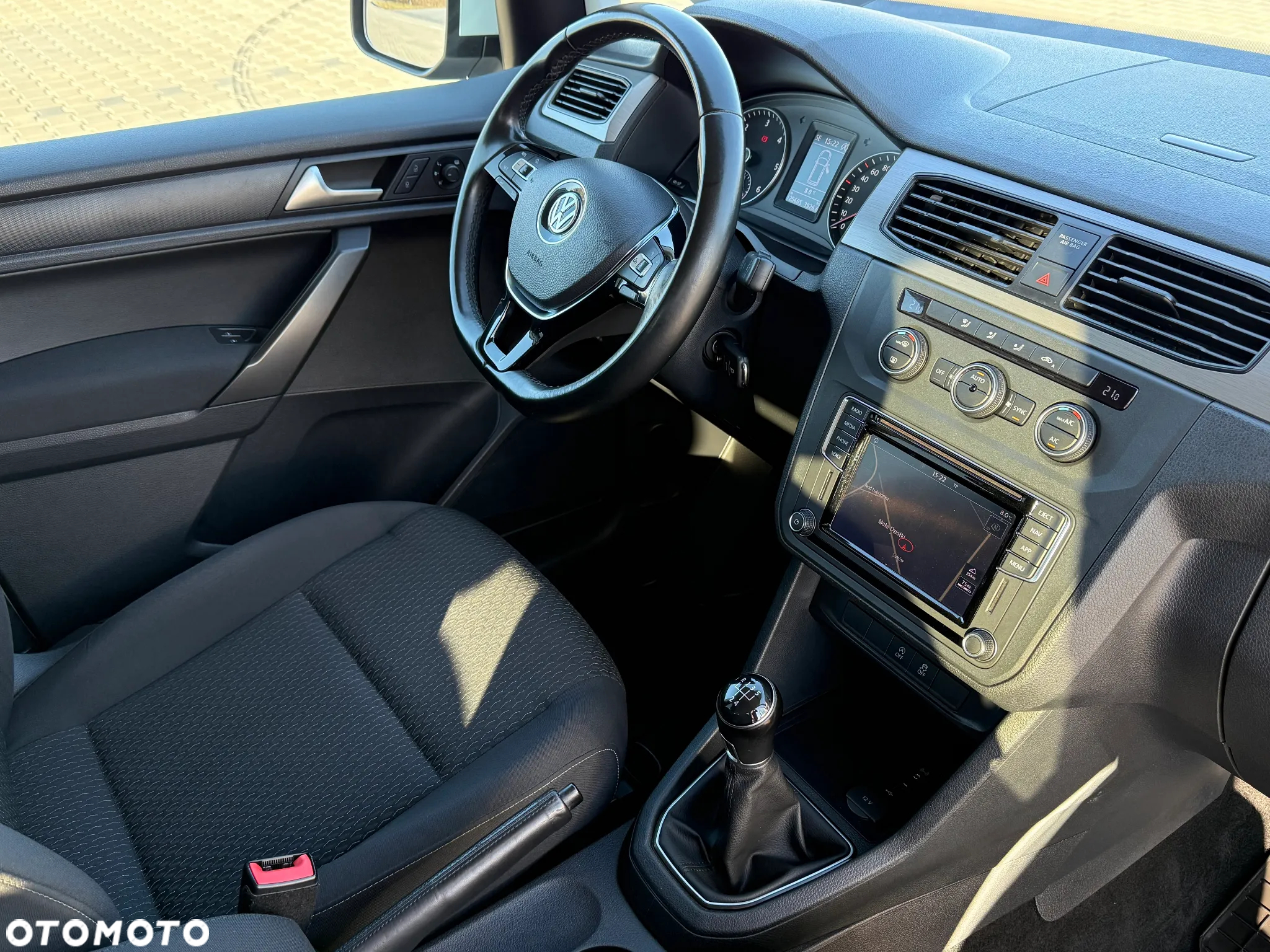 Volkswagen Caddy 2.0 TDI Comfortline - 13