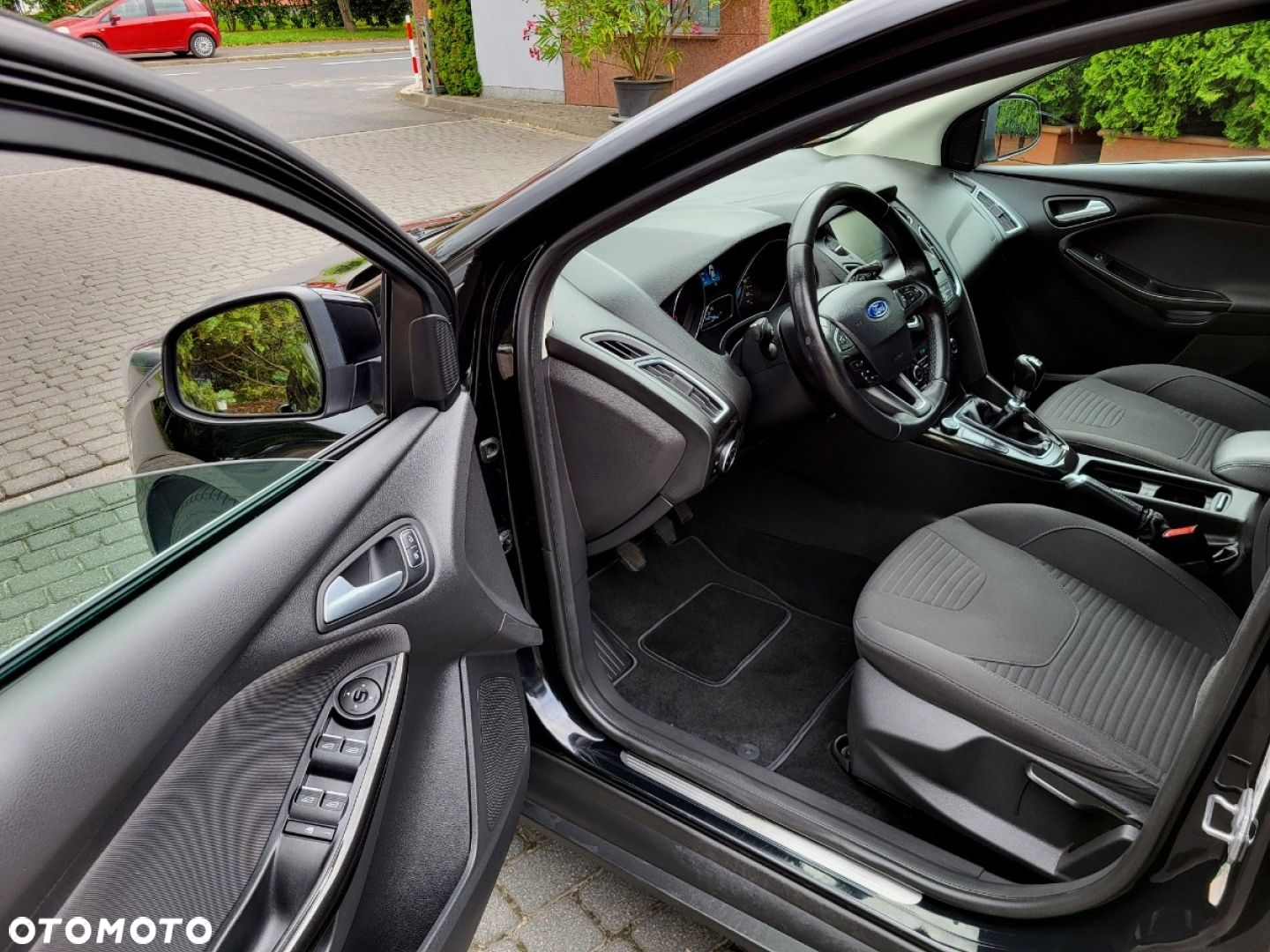 Ford Focus - 9