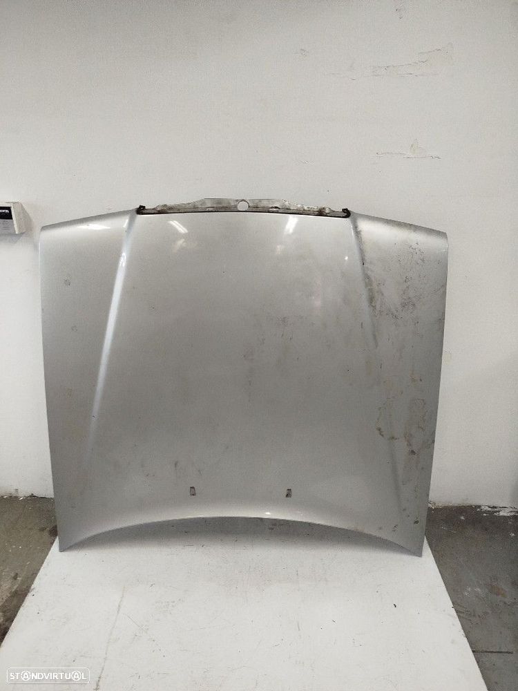 Capot Mercedes-Benz Três Volumes (W124) - 4