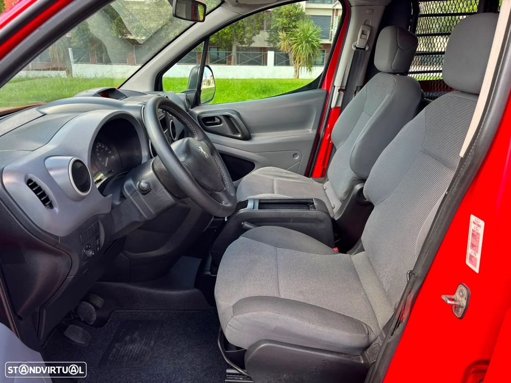 Peugeot Partner 1.6 HDI 90cv - LONGA - 2 PORTAS LATERAIS - 23