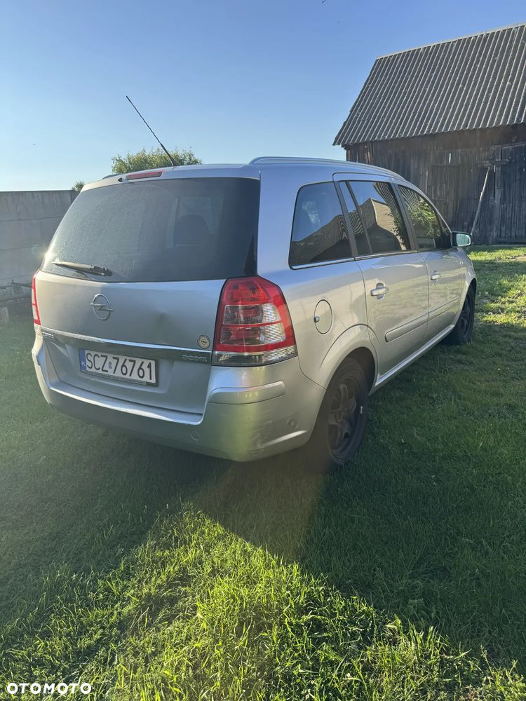 Opel Zafira 1.8 Cosmo - 7
