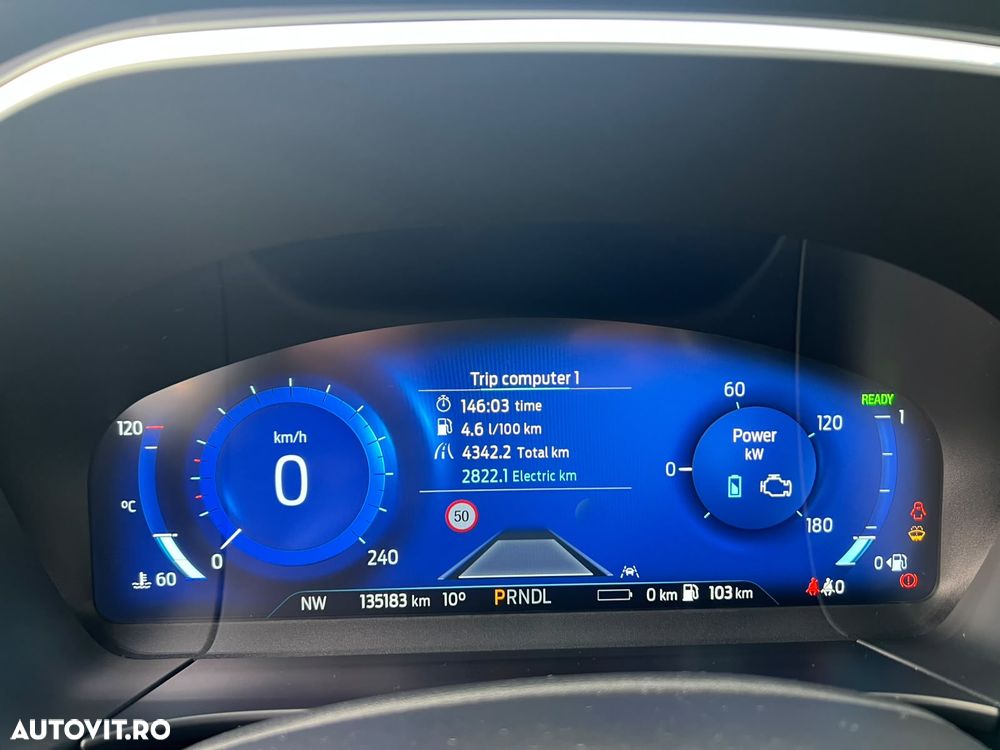 Ford Kuga - 20