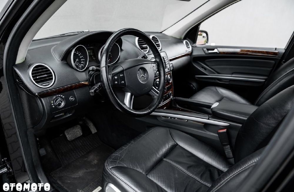 Mercedes-Benz GL 320 CDI 4Matic 7G-TRONIC - 15