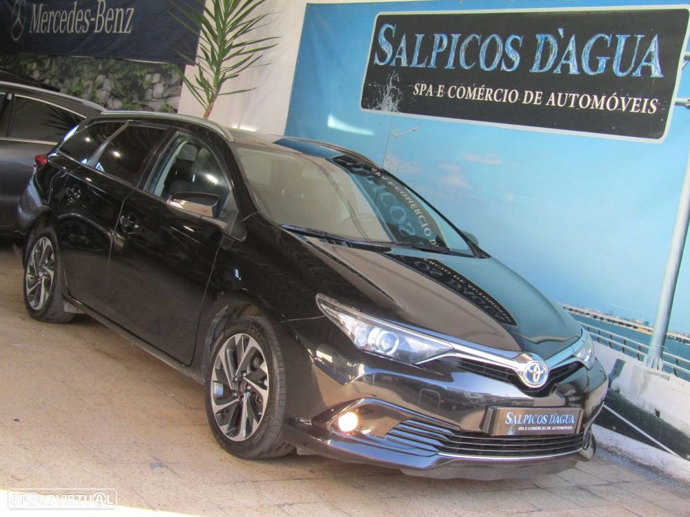 Toyota Auris Touring Sports