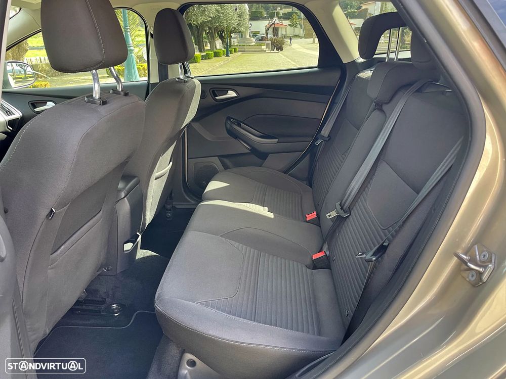 Ford Focus SW 1.5 TDCi Titanium - 20