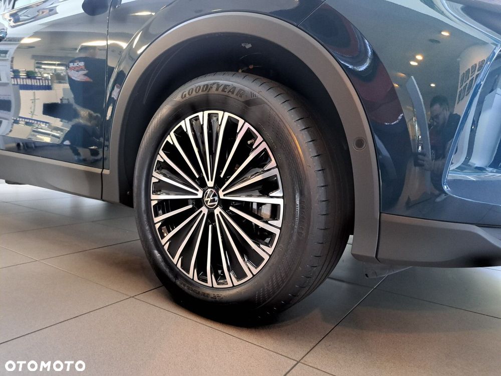 Volkswagen Tiguan - 4