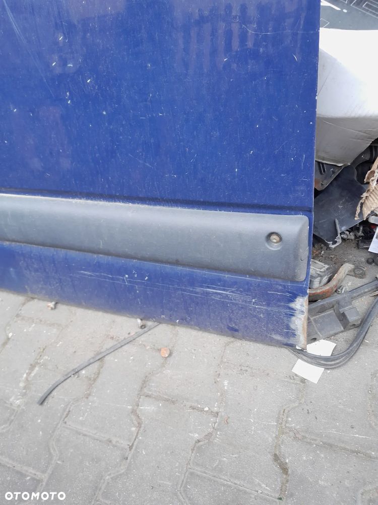 Drzwi boczne z szybą Renault Master II - 2