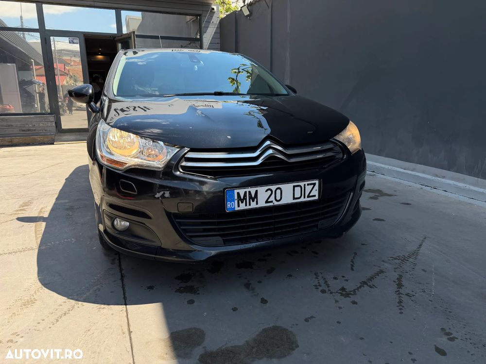 Citroën C4 1.6 e-HDi FAP Exclusive - 3