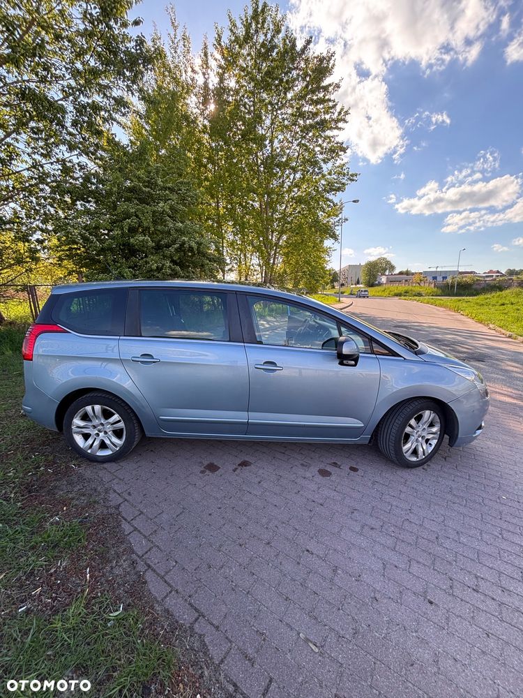Peugeot 5008 1.6 Active 7os - 1