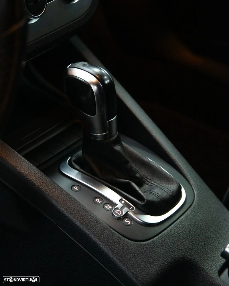 VW Scirocco 2.0 TSI DSG - 34