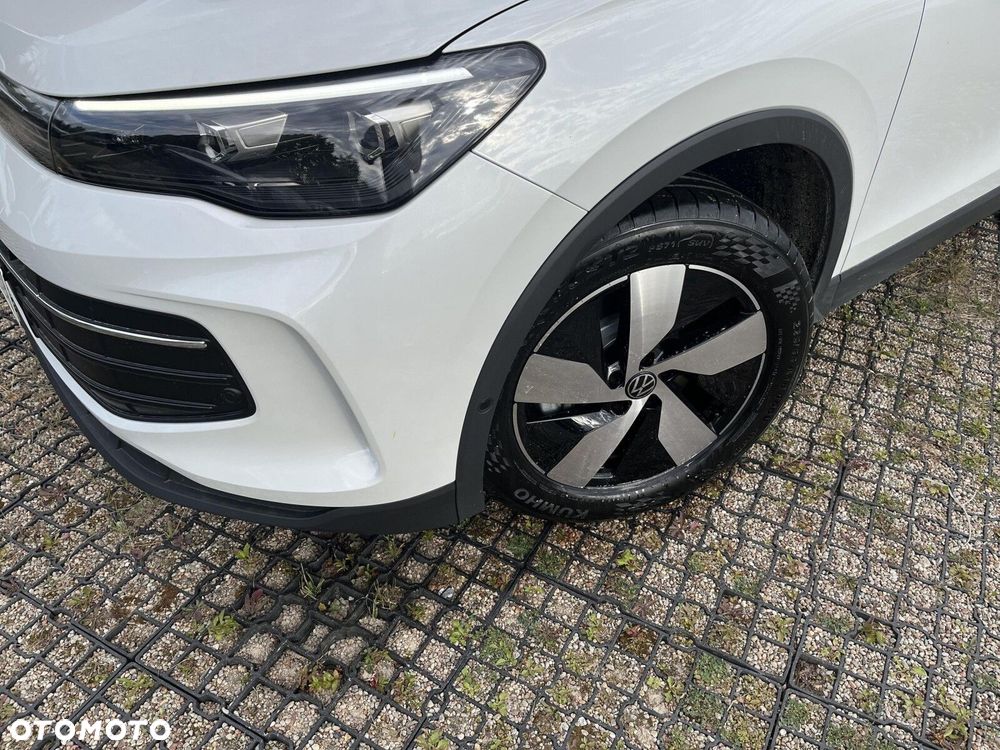 Volkswagen Tiguan - 9