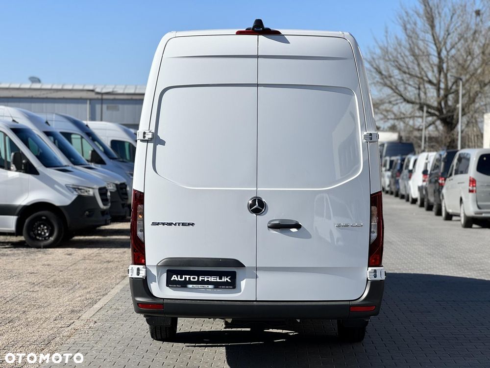 Mercedes-Benz Sprinter - 7