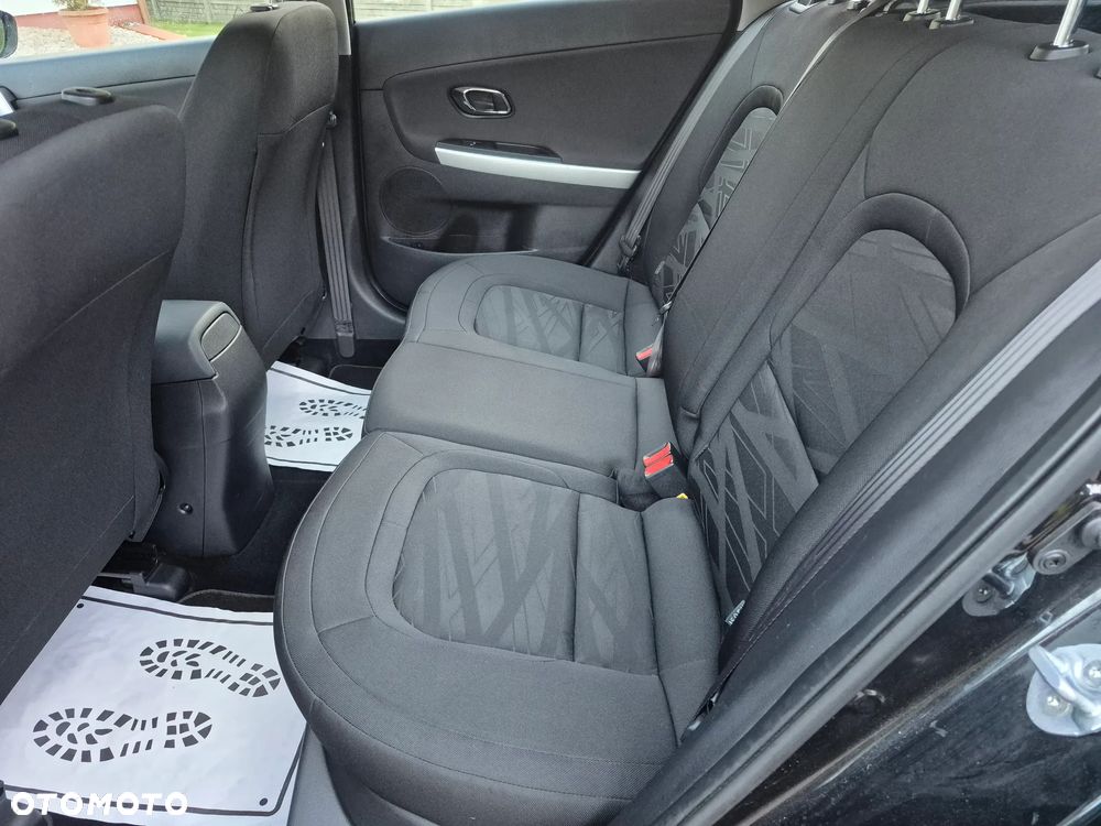 Kia Ceed - 16