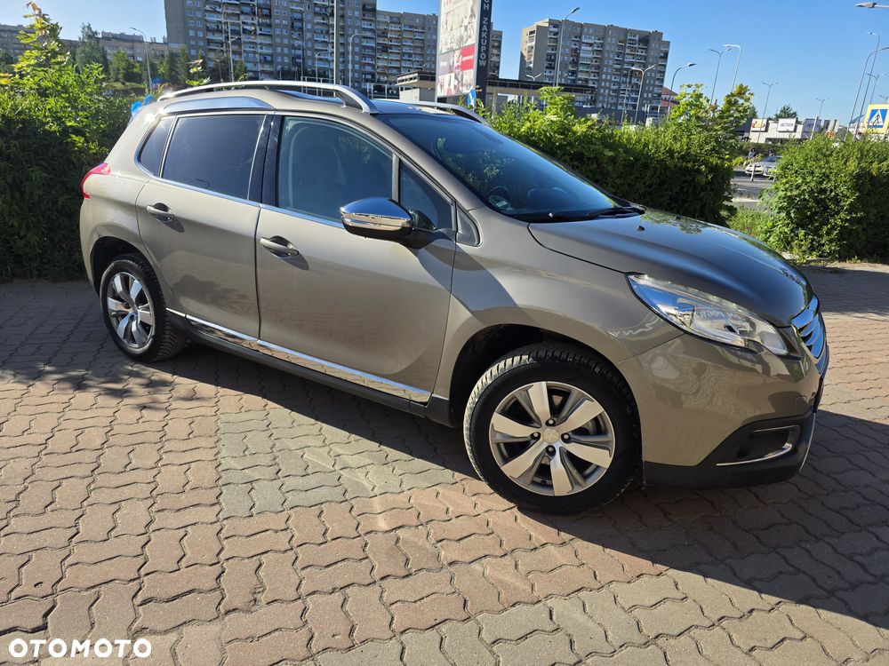 Peugeot 2008 PureTech 110 Stop&Start EAT6 Allure - 13