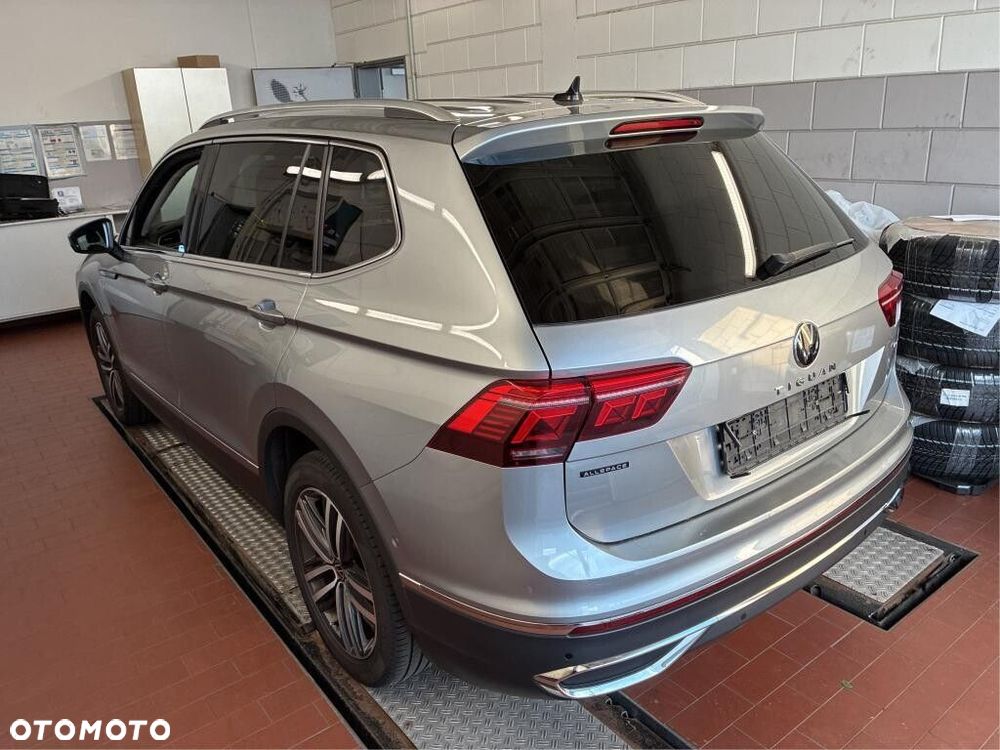 Volkswagen Tiguan Allspace - 3