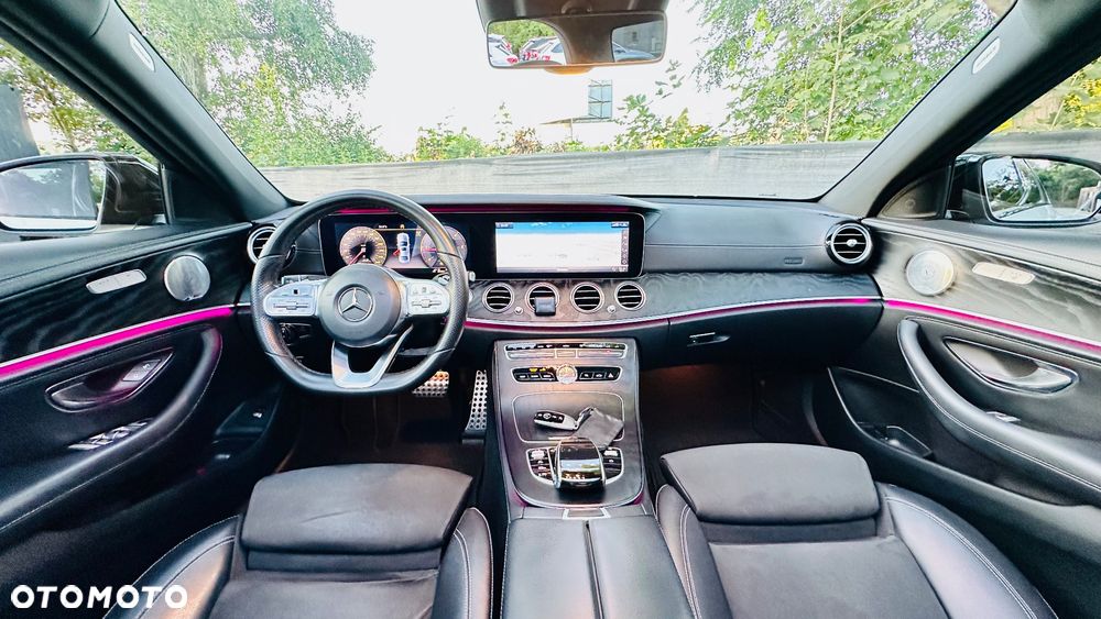 Mercedes-Benz Klasa E 220 d 4-Matic 9G-TRONIC - 18