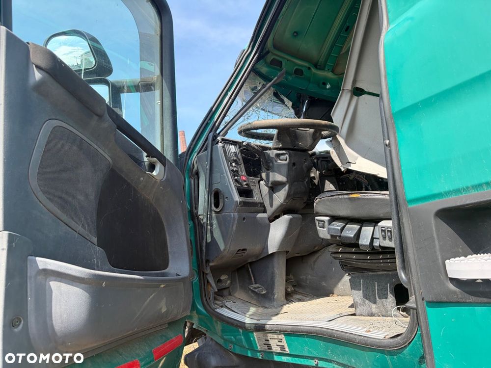 Scania G 440 8X4 - 8