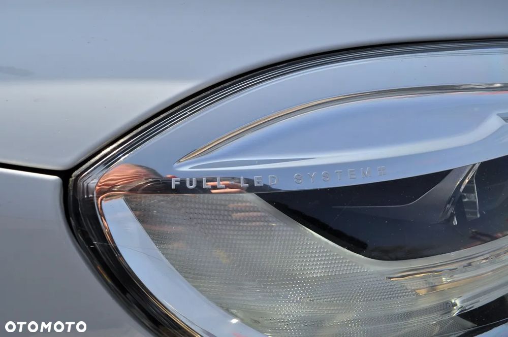 Volvo V40 T3 Drive-E Dynamic Edition - 9