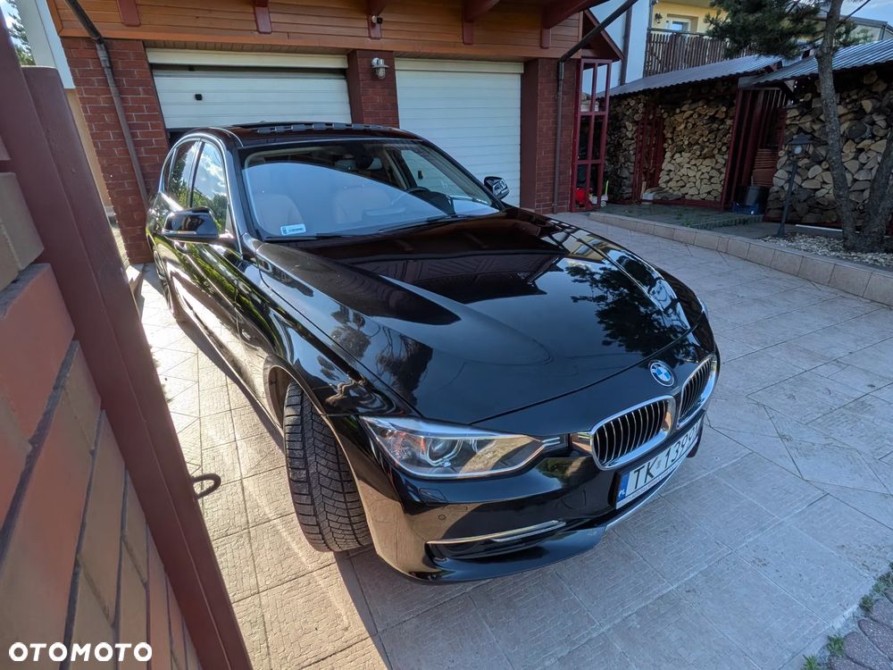 BMW Seria 3 328i Luxury Line - 18