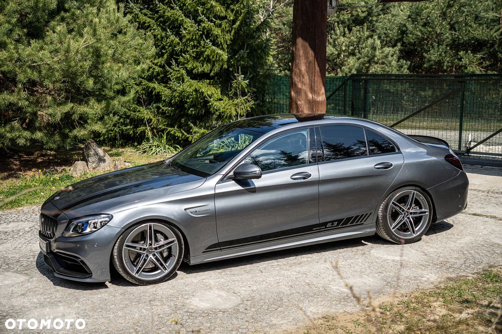 Mercedes-Benz Klasa C AMG 63 AMG Speedshift 7G-MCT - 27