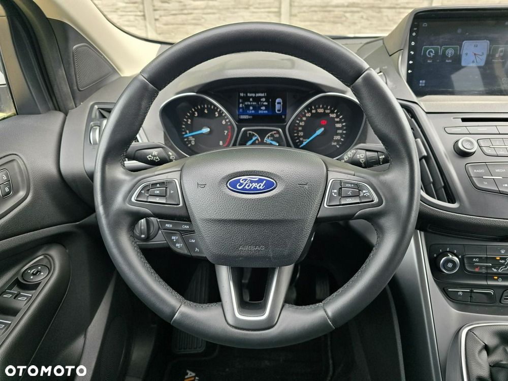 Ford Kuga - 13