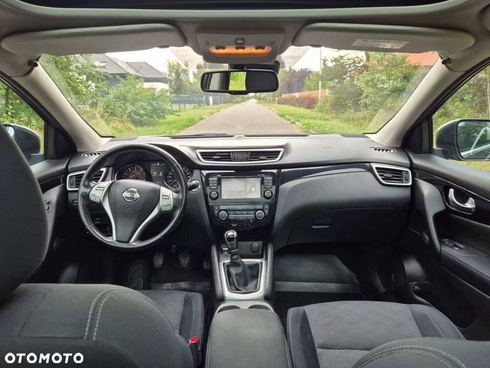 Nissan Qashqai 1.2 DIG-T N-Connecta EU6 - 22