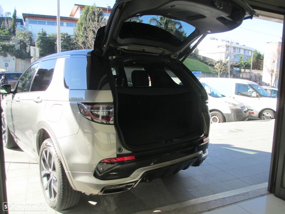 Land Rover Discovery Sport 1.5 I3 P300e AWD R-Dynamic SE - 39