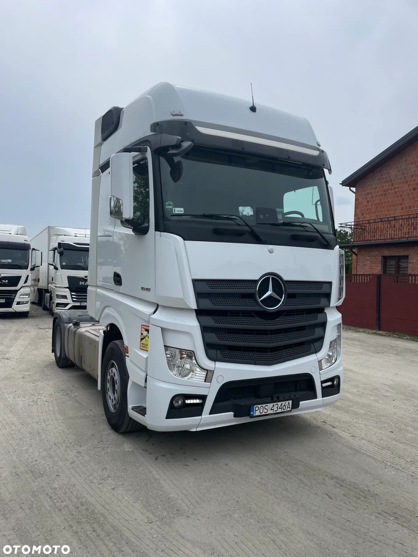 Mercedes-Benz Actros - 1