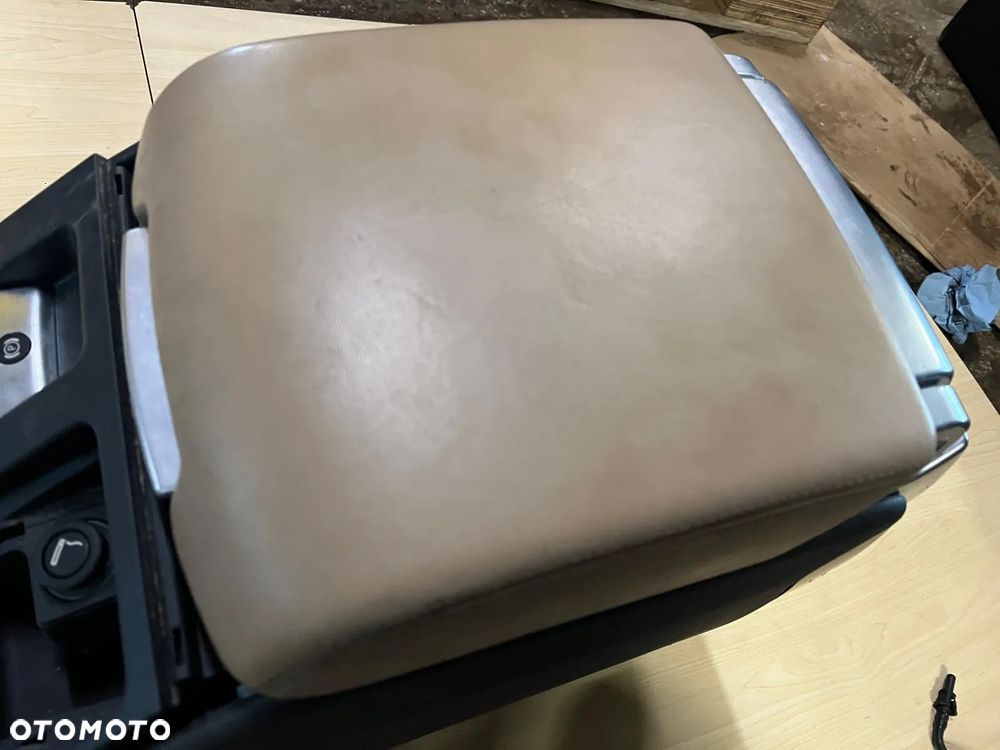 Tunel środkowy podłokietnik RANGE ROVER 3 III LM L322 Lift 2005-09 - 2