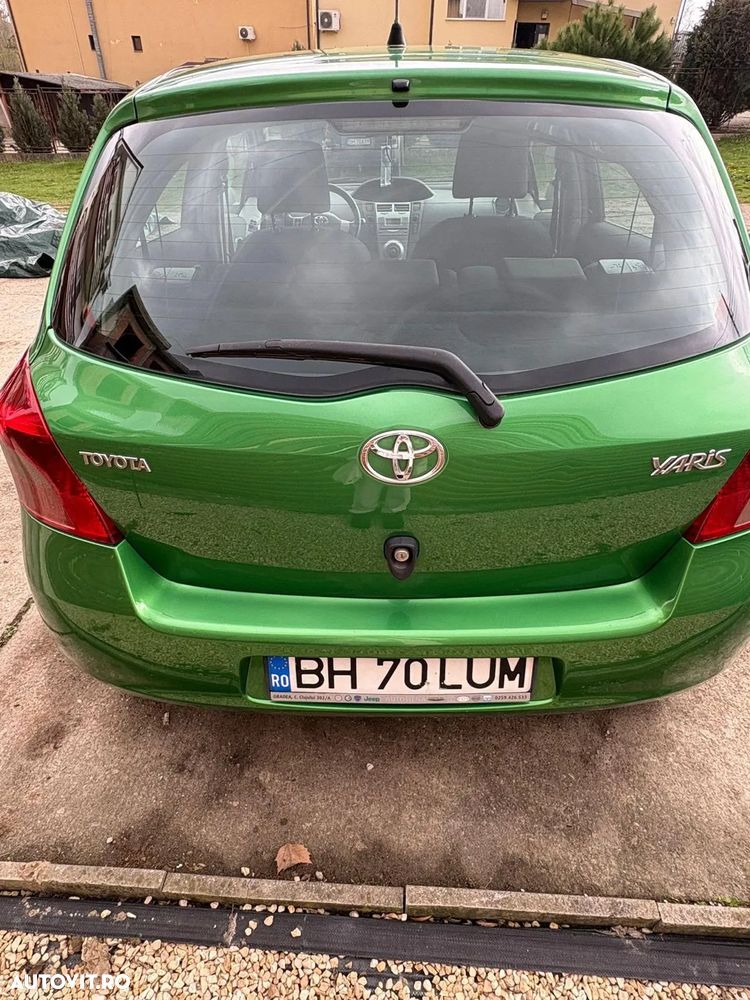 Toyota Yaris - 9