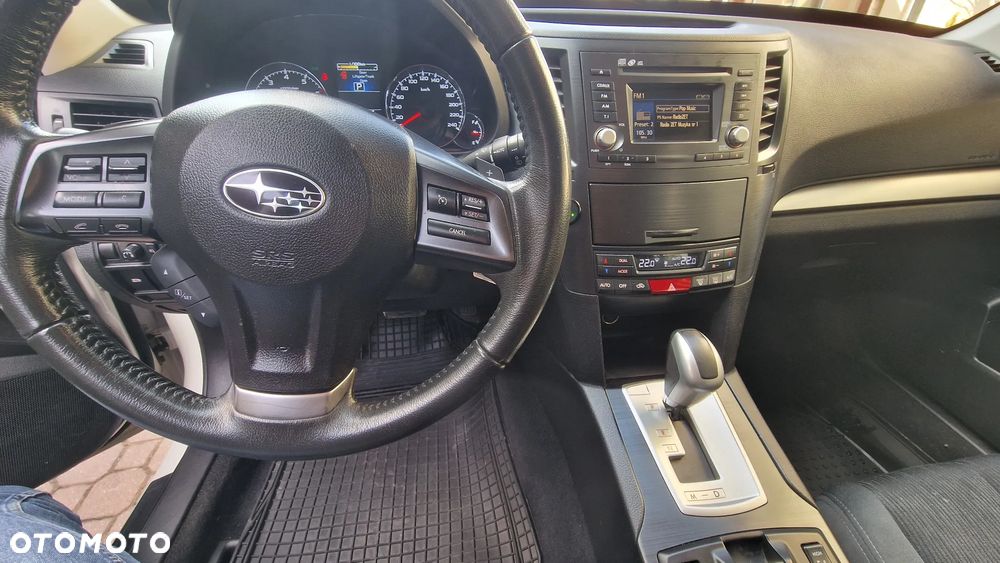 Subaru Legacy - 24