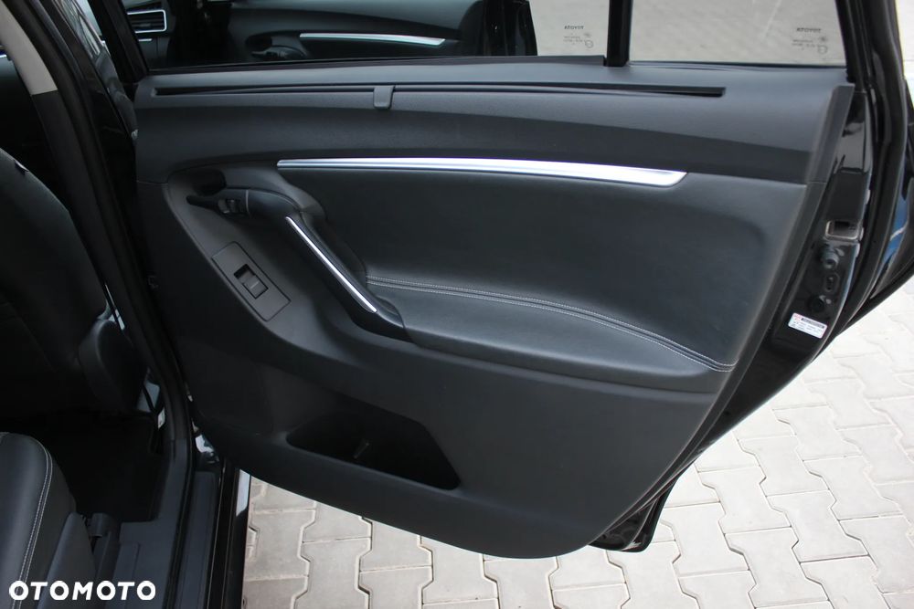 Toyota Verso 1.8 7-Sitzer Edition S - 24