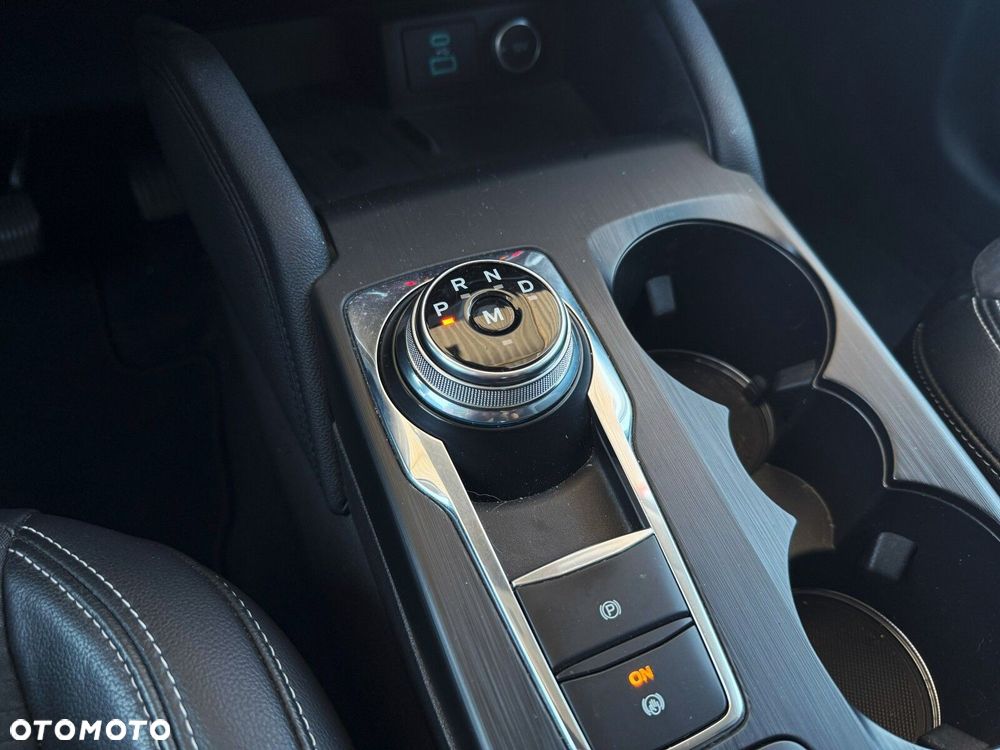 Ford Kuga - 29