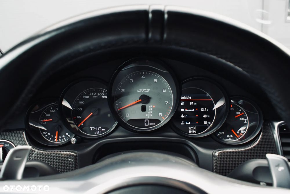 Porsche Panamera GTS - 16