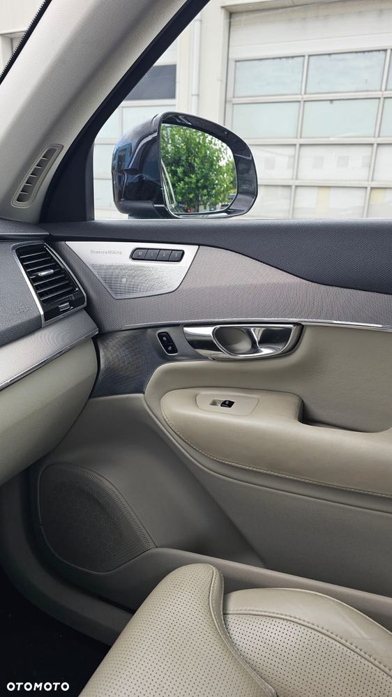Volvo XC 90 - 18