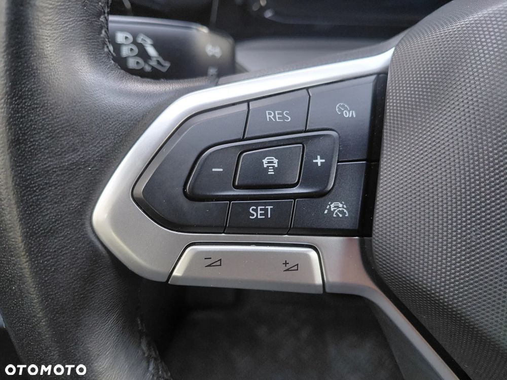 Volkswagen Golf 2.0 TDI Style - 13