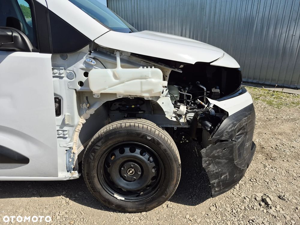 Opel COMBO - 24